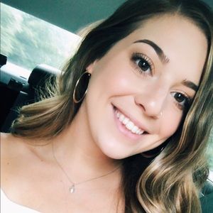 Meet your Posher, Kaitlyn